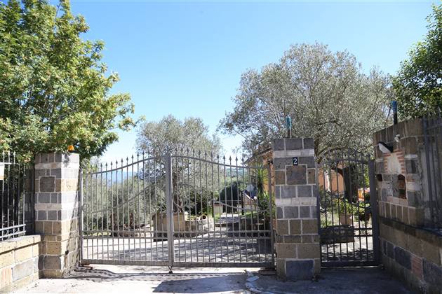 Il cancello d'ingresso